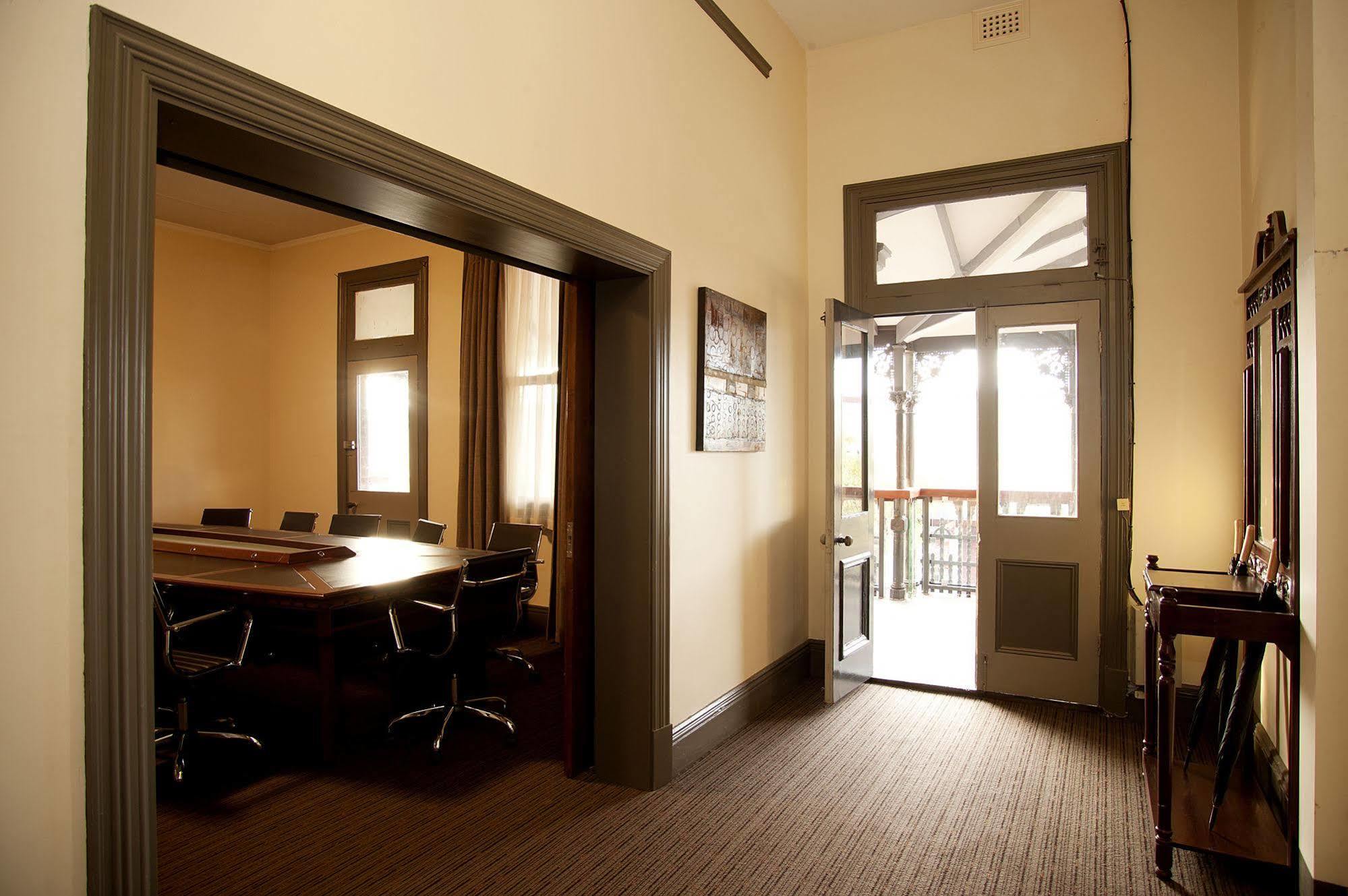 Prince Of Wales Hotel, Bunbury Esterno foto
